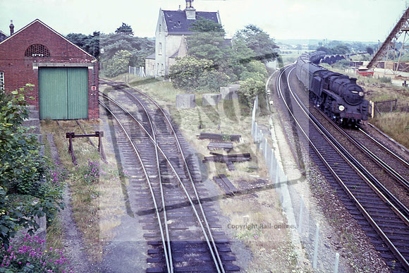 73xxx 1966c Approaching Christchurch-ROS094b3